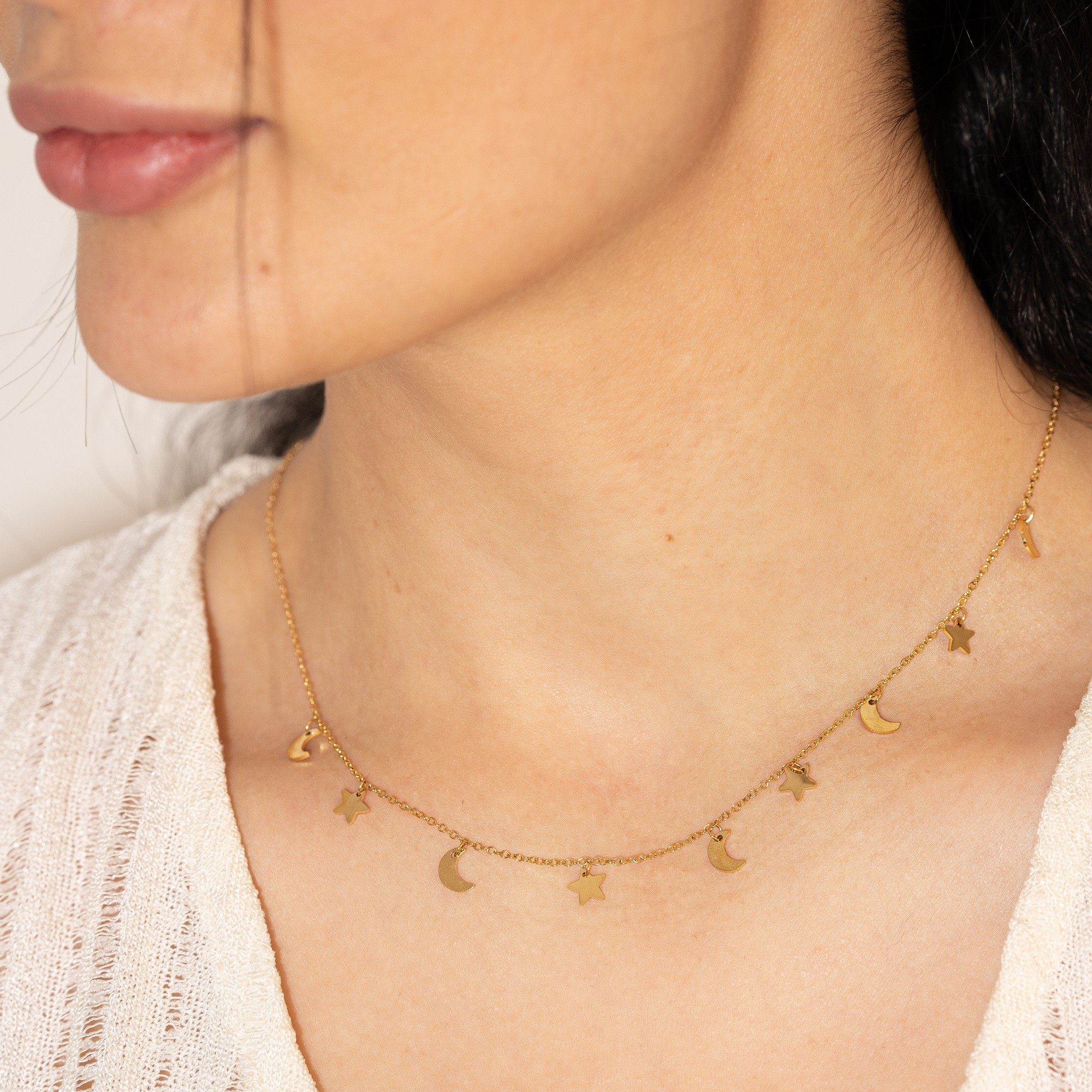 Gold on sale star chokers