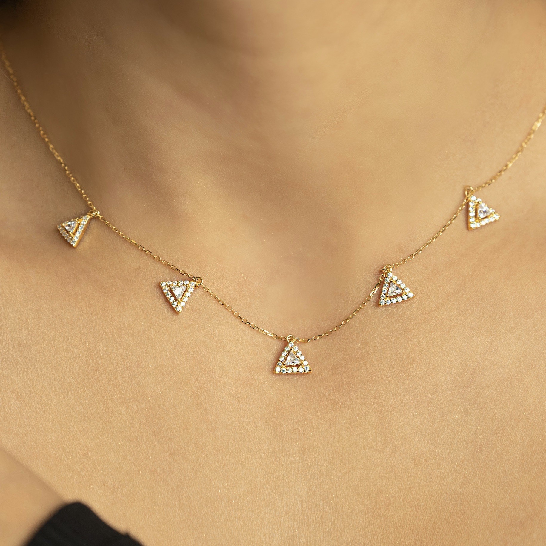 Os - Triangular Cuts Chocker