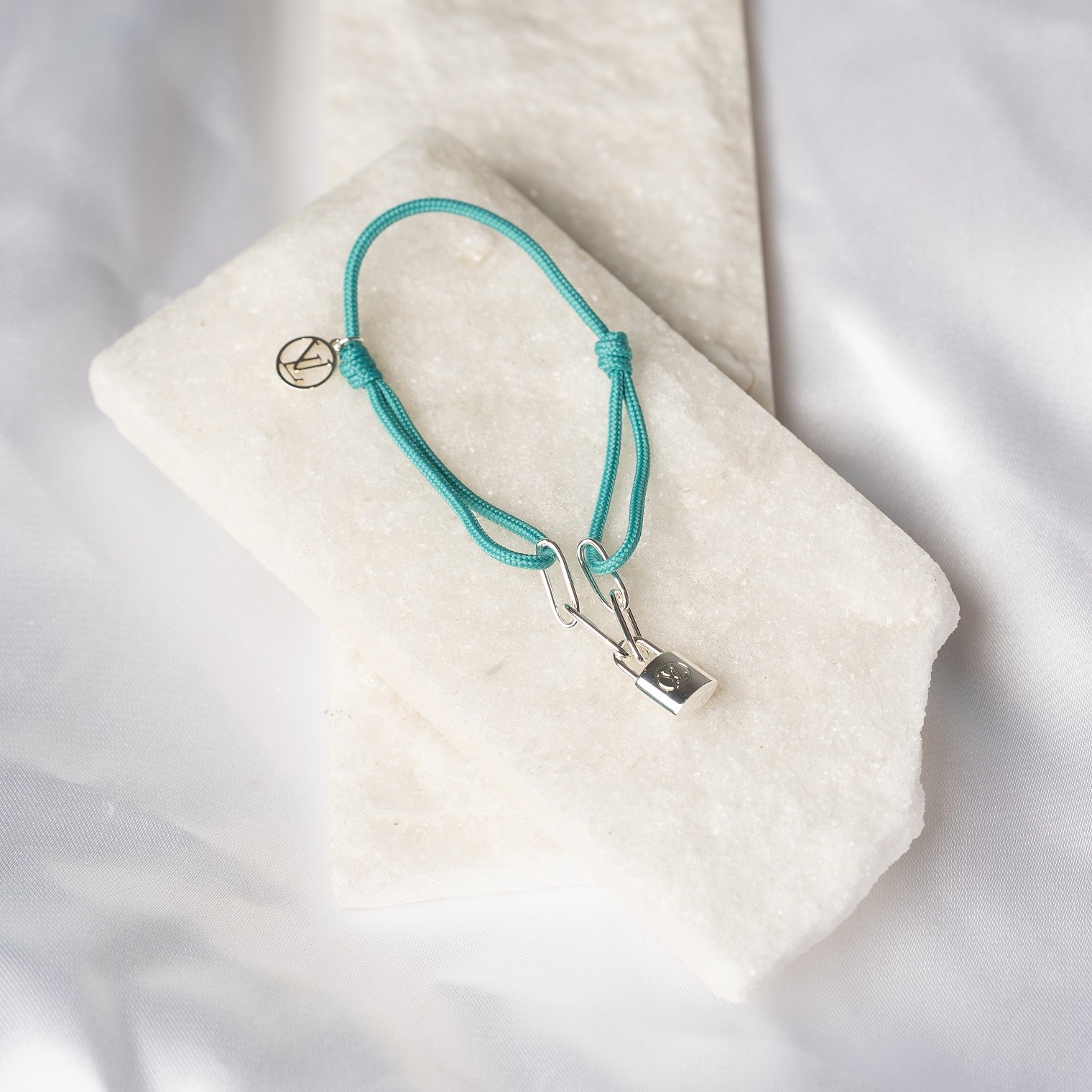 L&V - Lock w Link Cord Bracelet