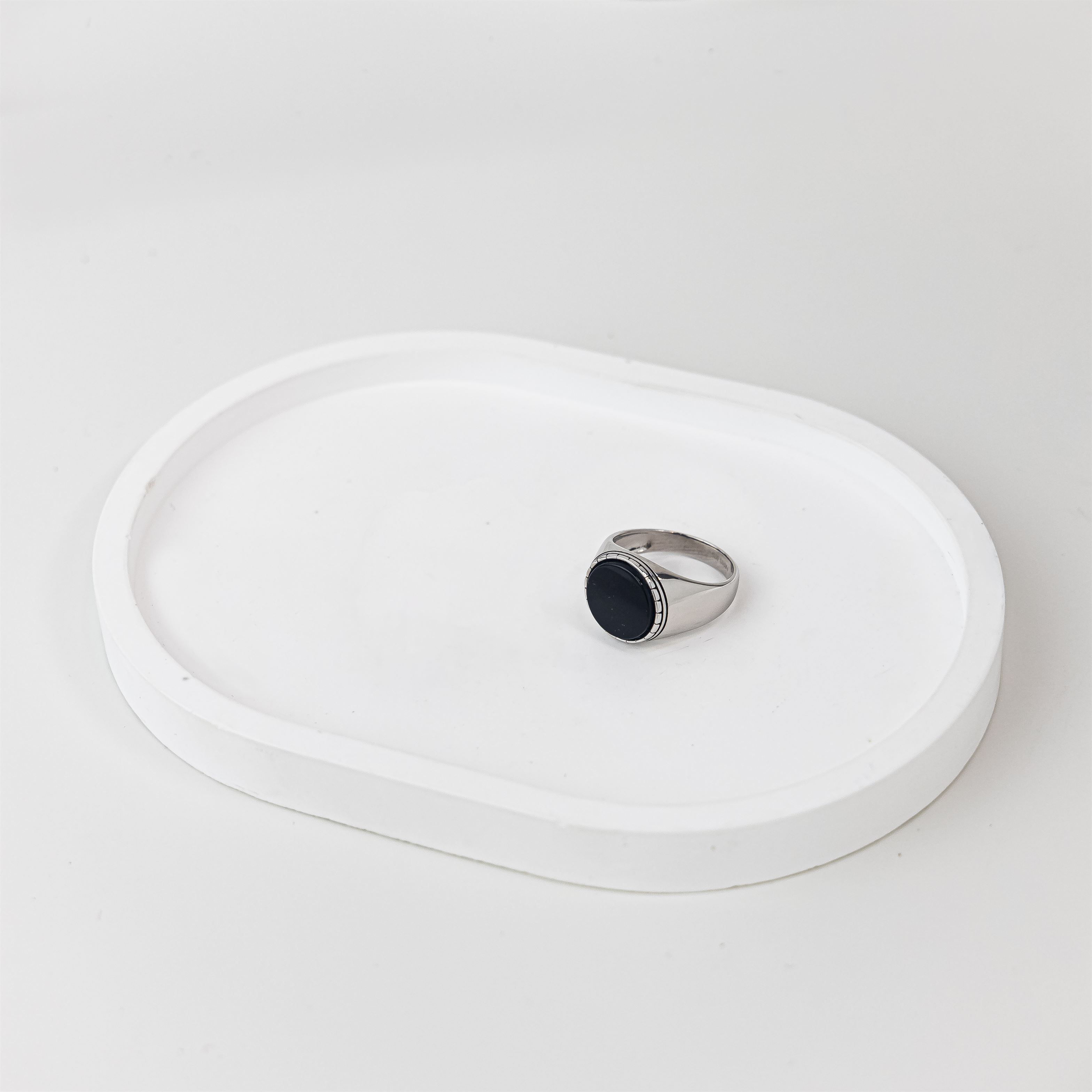OS - Signet Onyx Classic Men Ring