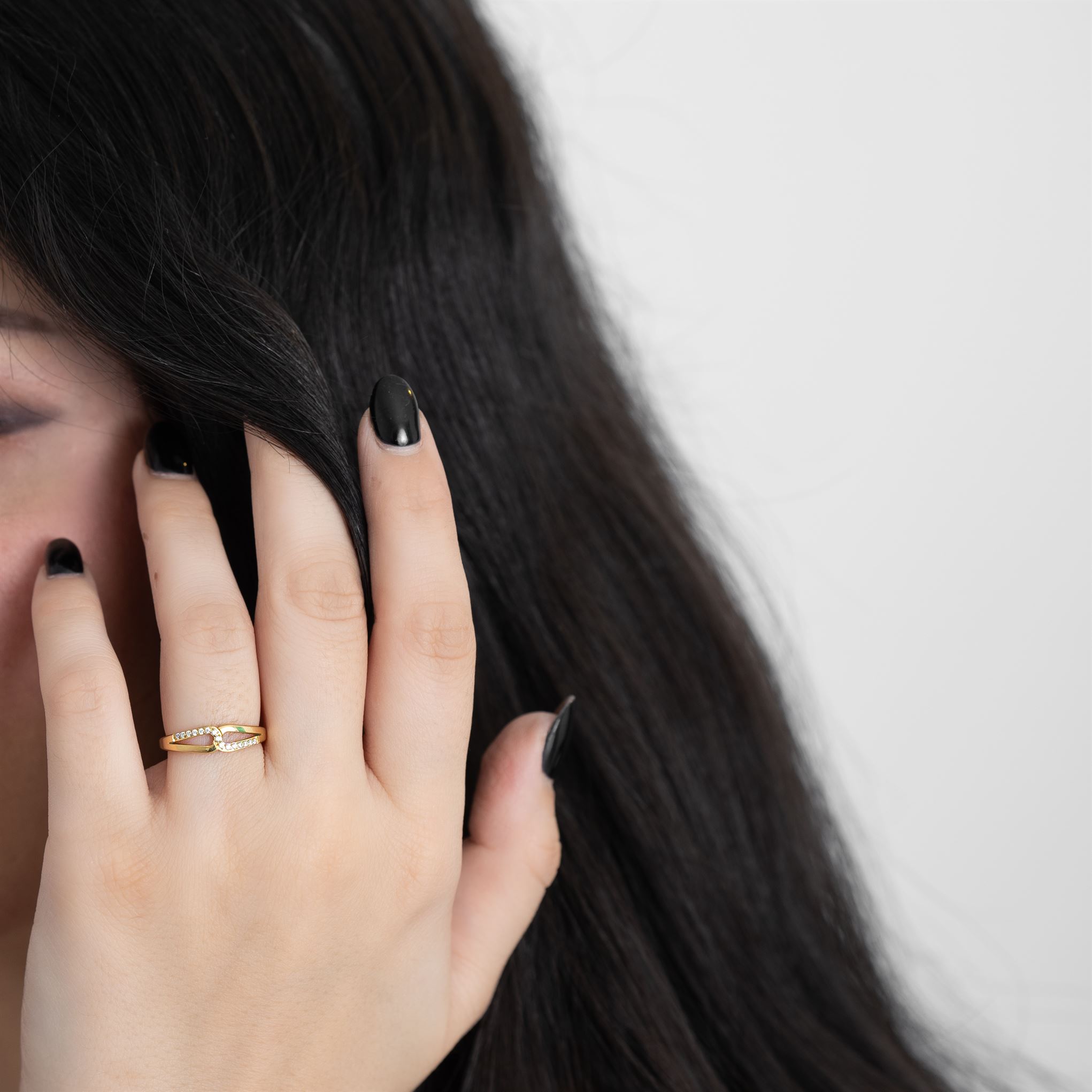 PB - String Knot with Stones Ring