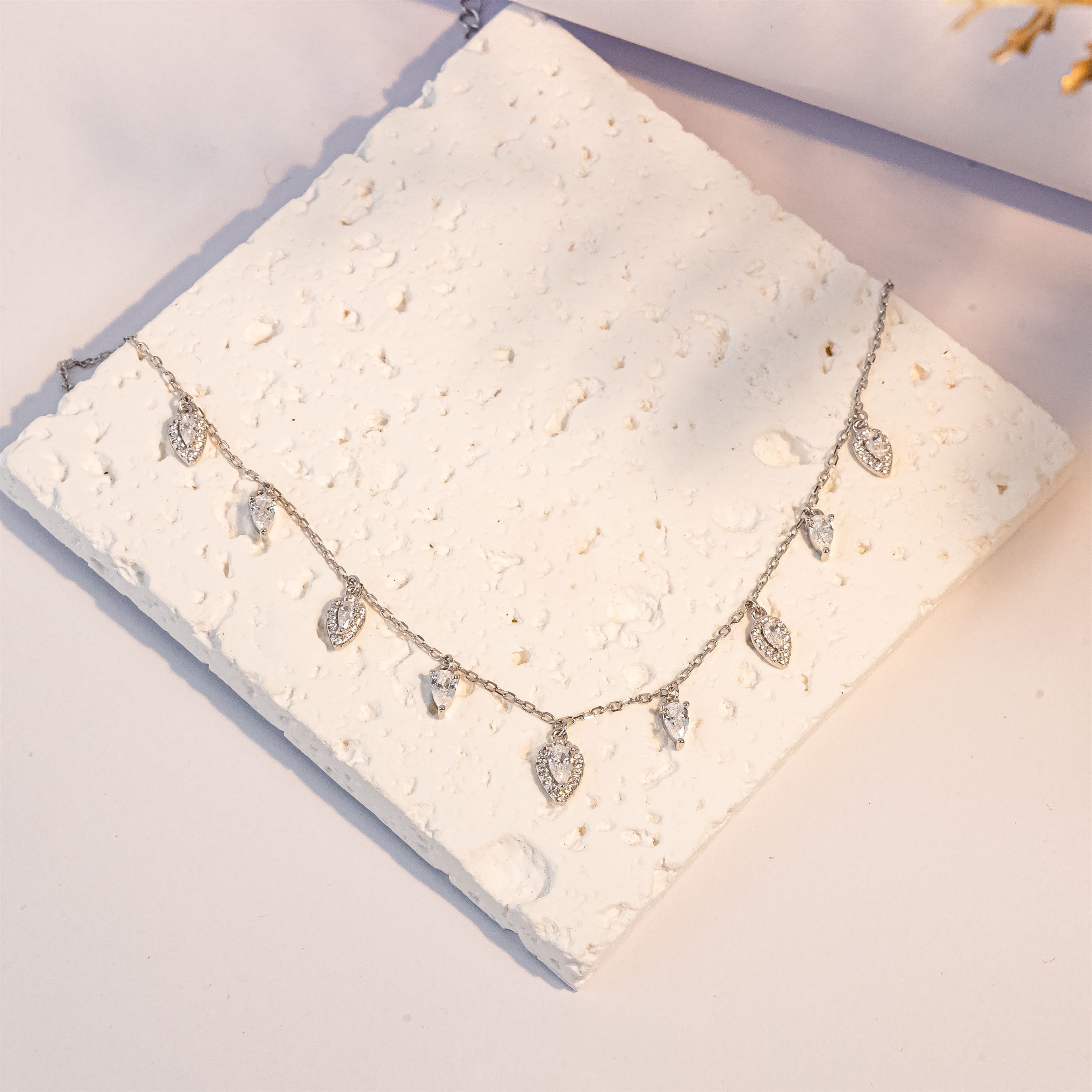 OS Mini - Alt pear Stones Choker
