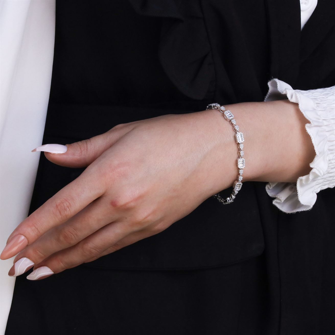 OS - Alt Colored Rectangle & Dual Drop Bracelet