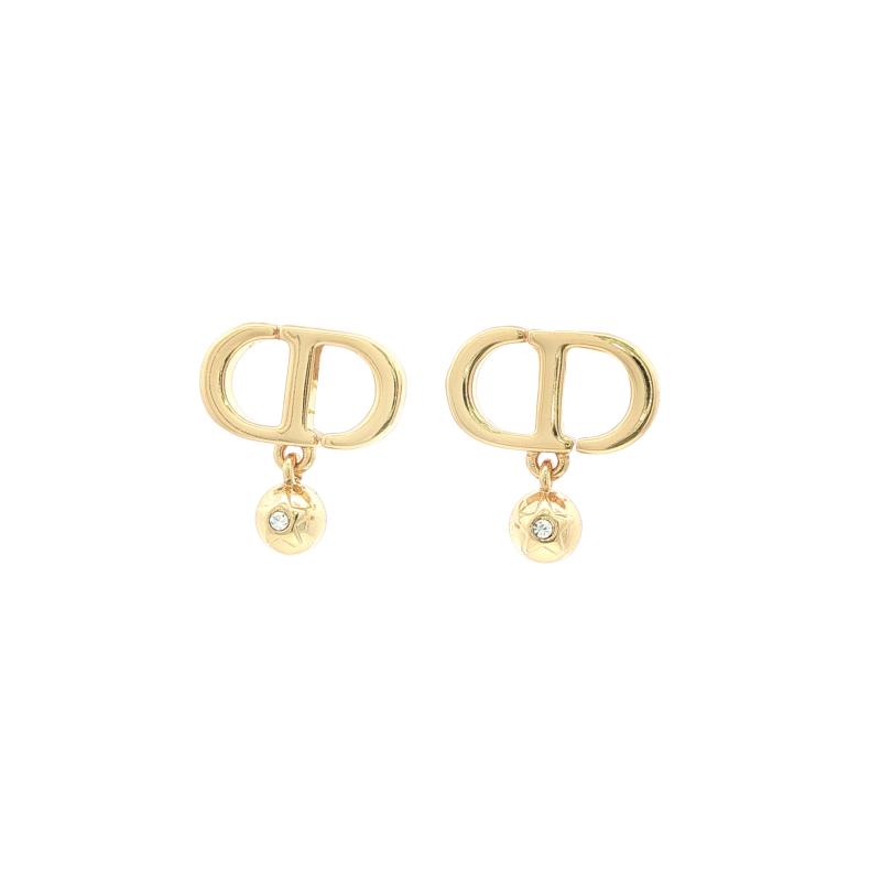 أقراط C&D بتصميم ديور الصغير