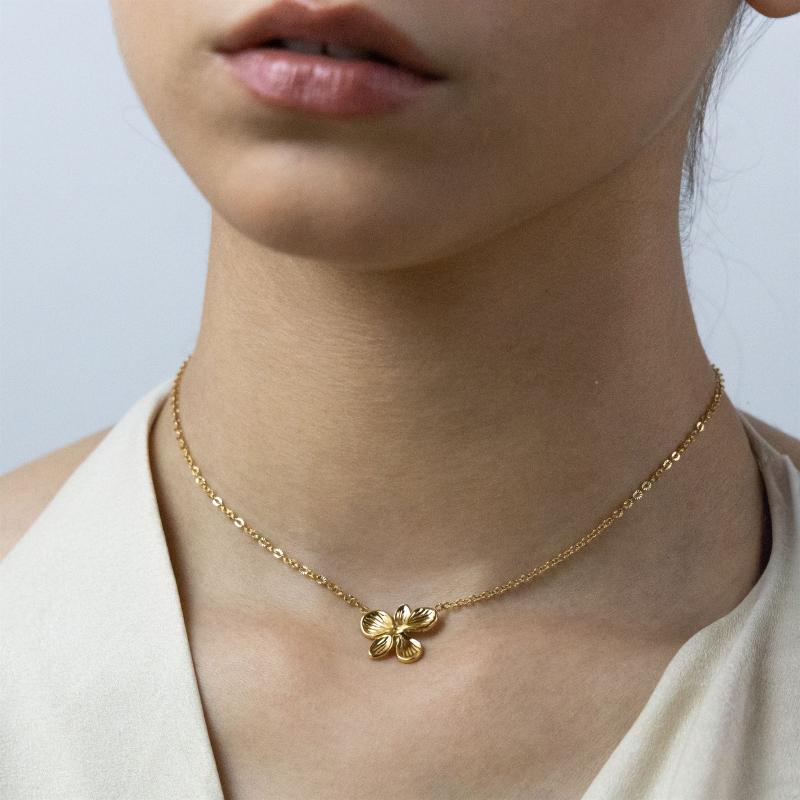 تشوكر زهرة مندفعة بالرياح