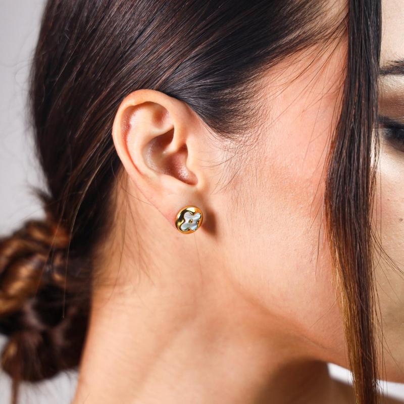 أقراط زهرة الشمس L&V