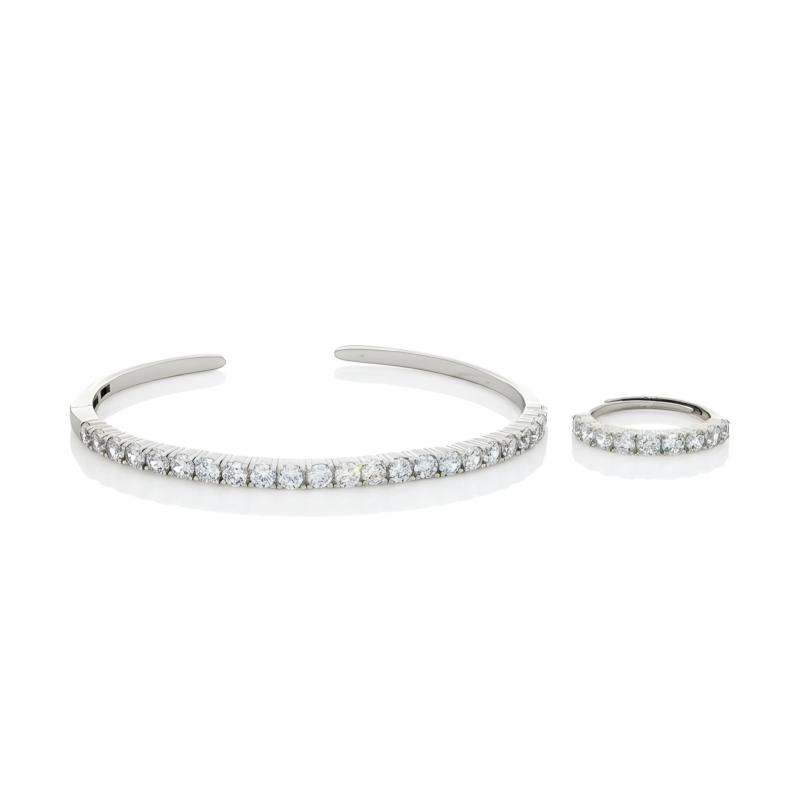 طقم أساور بتصميم مخطط مع حجر كريستال كبير