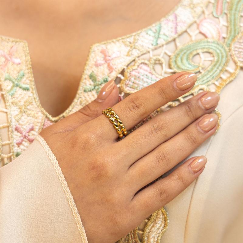 خاتم حلقات بيضاوية ذهبية متصلة