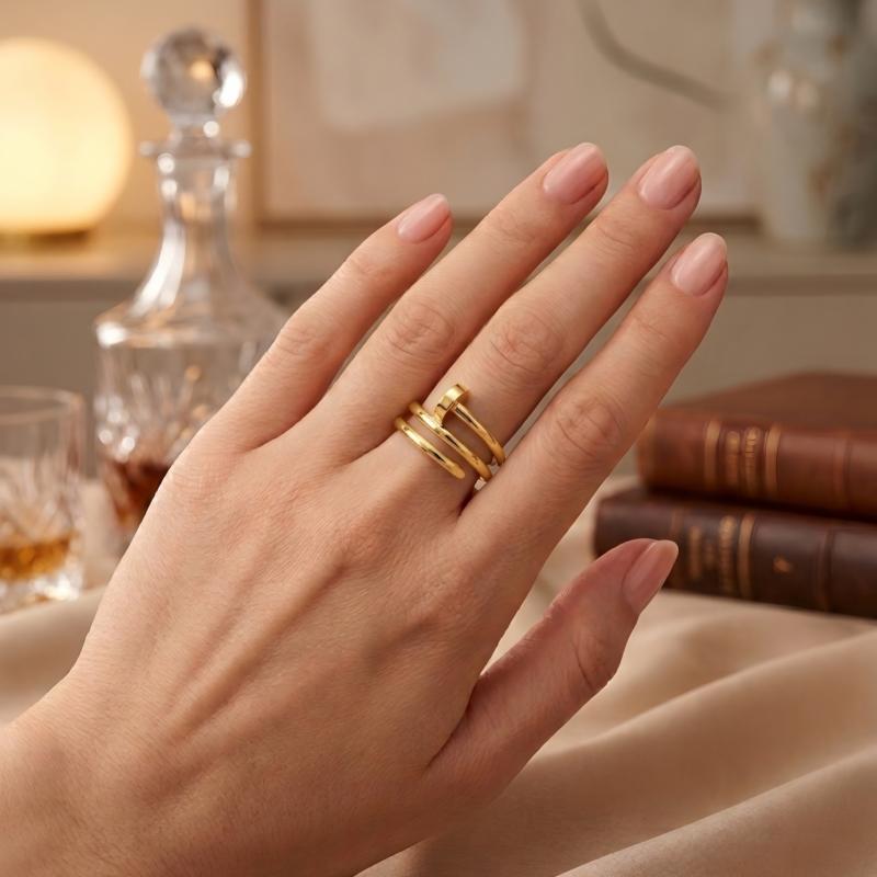 خاتم مسمار ملتوي رفيع مزدوج