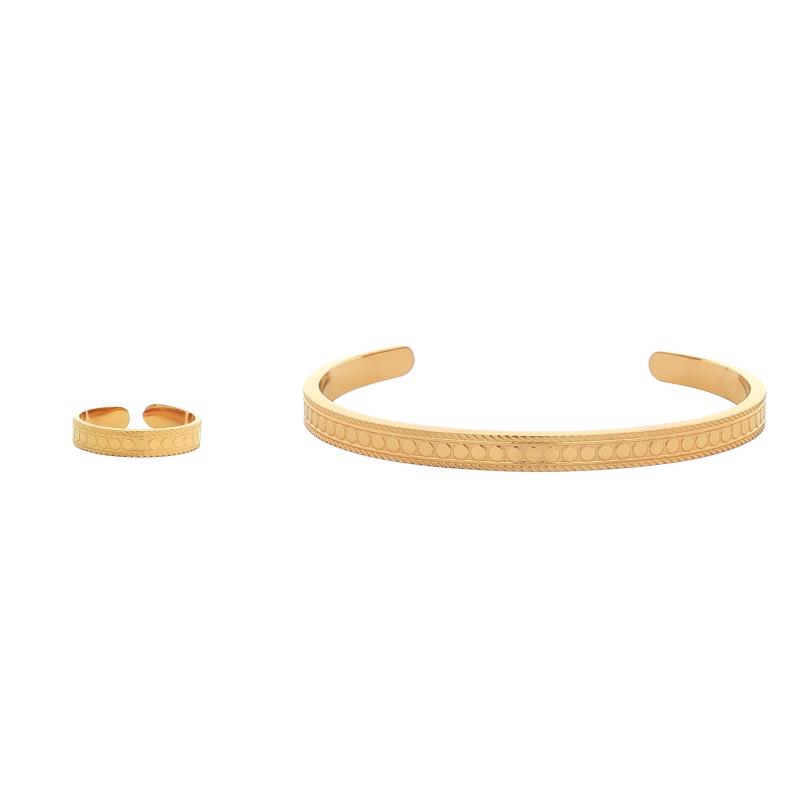 طقم أساور ذهبية