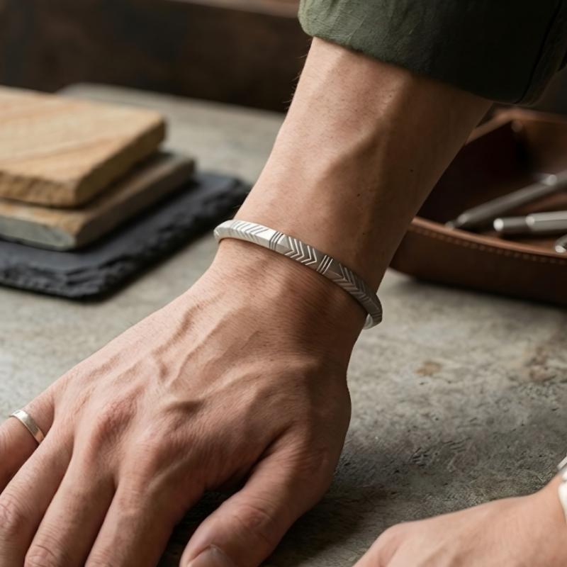 أسوارة لايت ترايب لاين