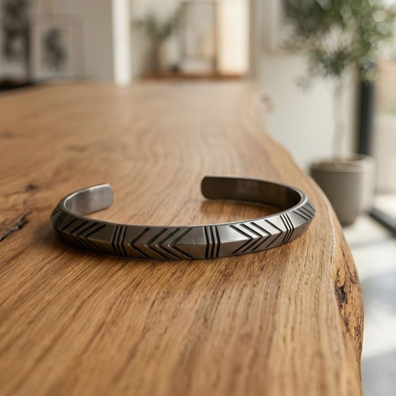 أسوارة دارك ترايب لاين