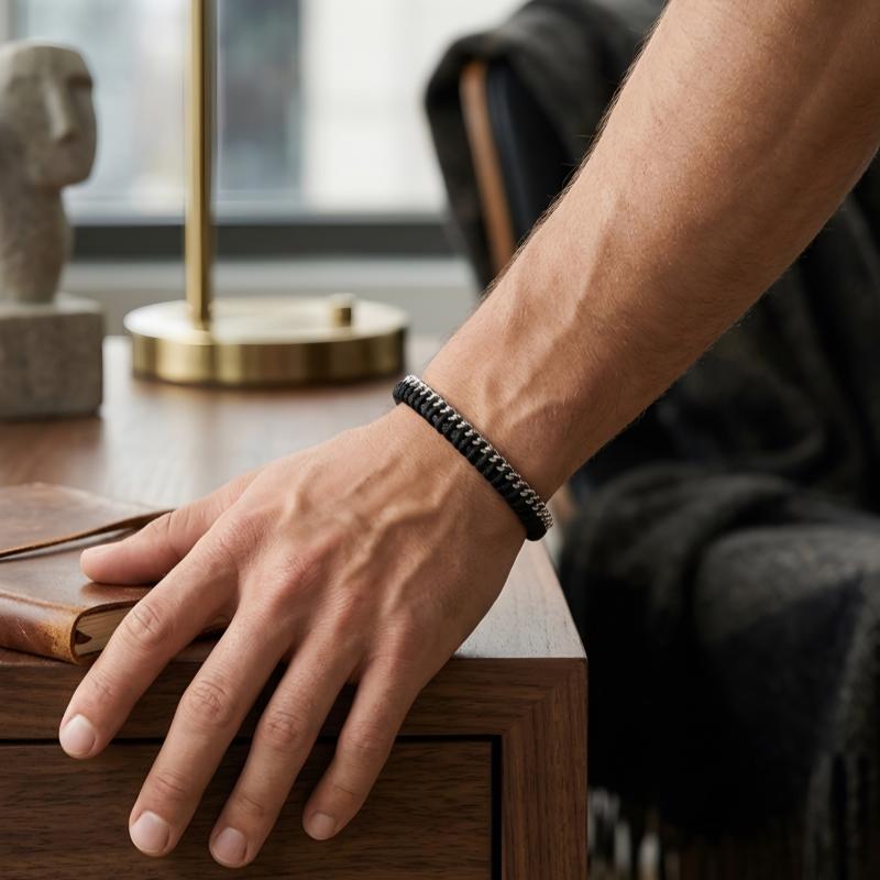 سوار FM بسلسلة ثنائية اللون