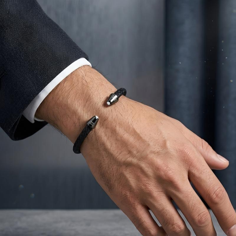 سوار مفتوح مخروطي