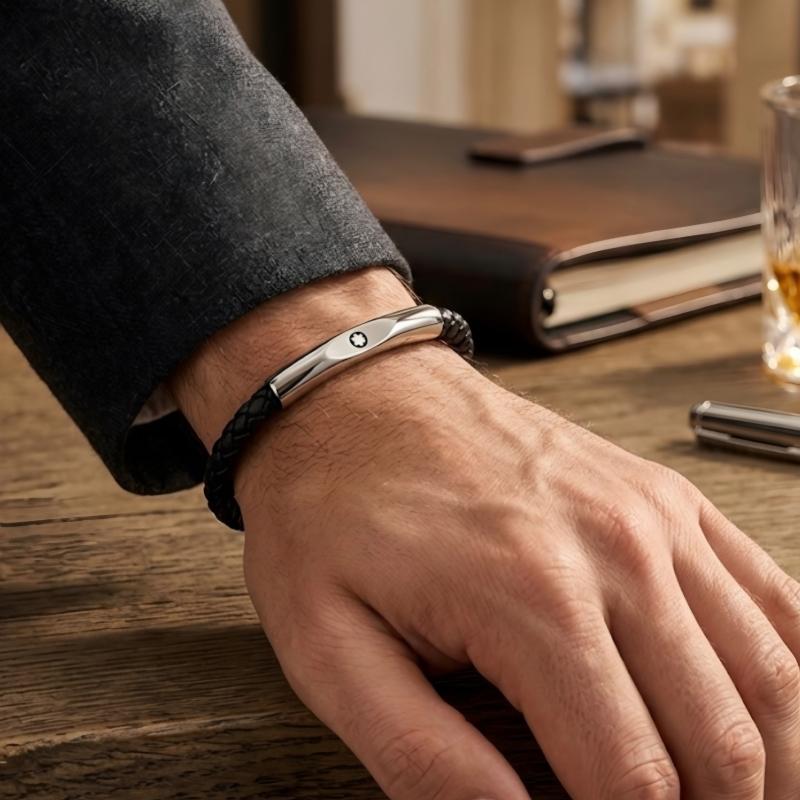 سوار FM أنبوبي طويل