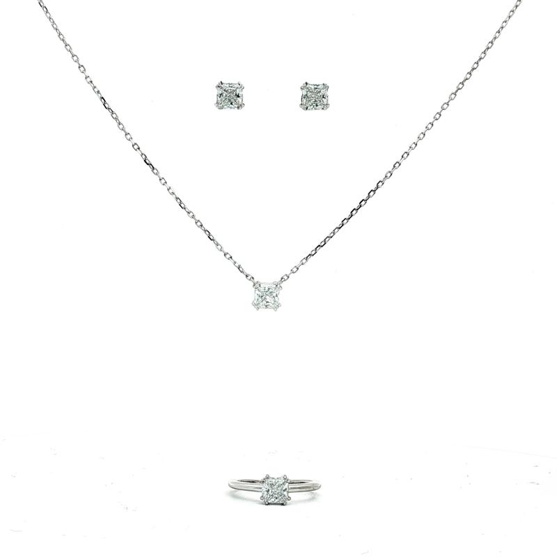 طقم فضة أصلي بأقراط مربعة كريستال صغيرة