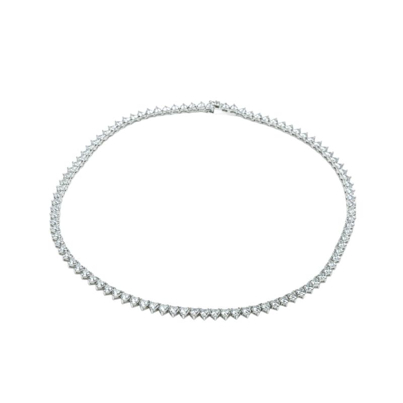 قلادة قلوب فاخرة بحجر مويسانيت (فضة أصلية)