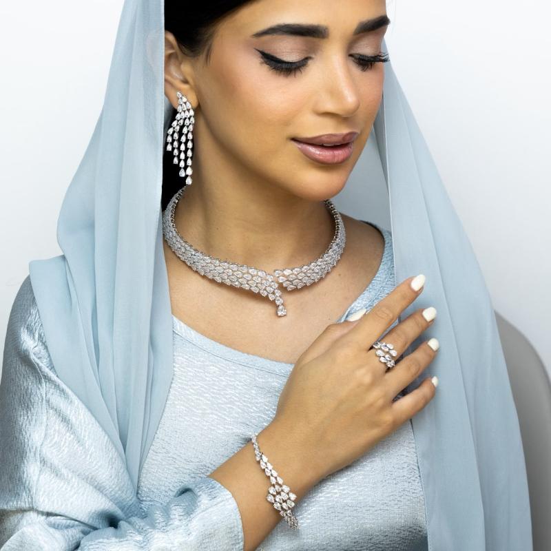 طقم الرقي والجمال