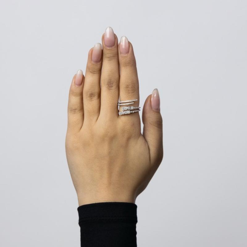 خاتم مفتوح بطبقتين مع أحجار مستطيلة