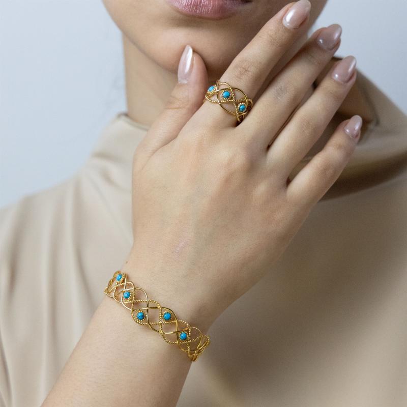 طقم أساور بتصميم متشابك مرصع بأحجار زرقاء