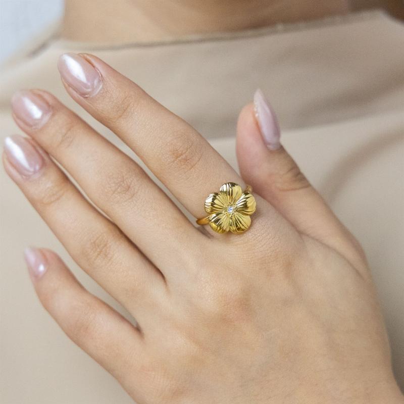 خاتم زهرة ذات بتلات محبّبة الملمس (مقاس حر)