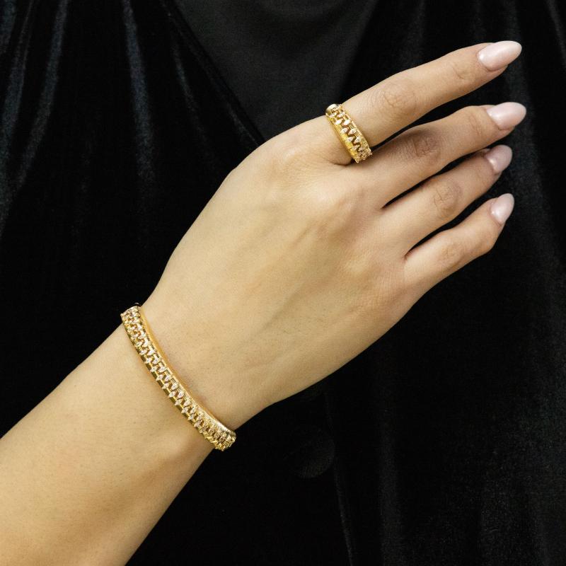 طقم أساور بتصميم قبة مع أحجار مسننة