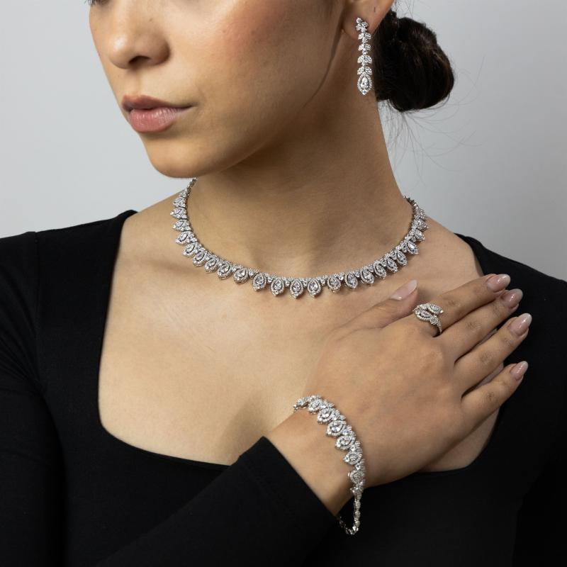 طقم إكسسوارات فضية كامل