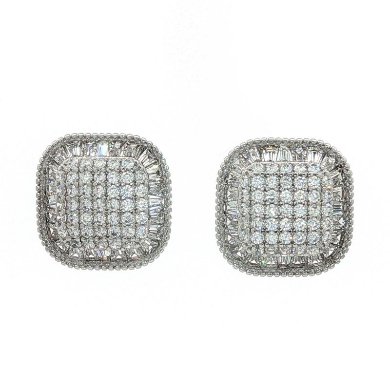 أقراط مربعة بطبقتين مرصعة بالكامل بالأحجار