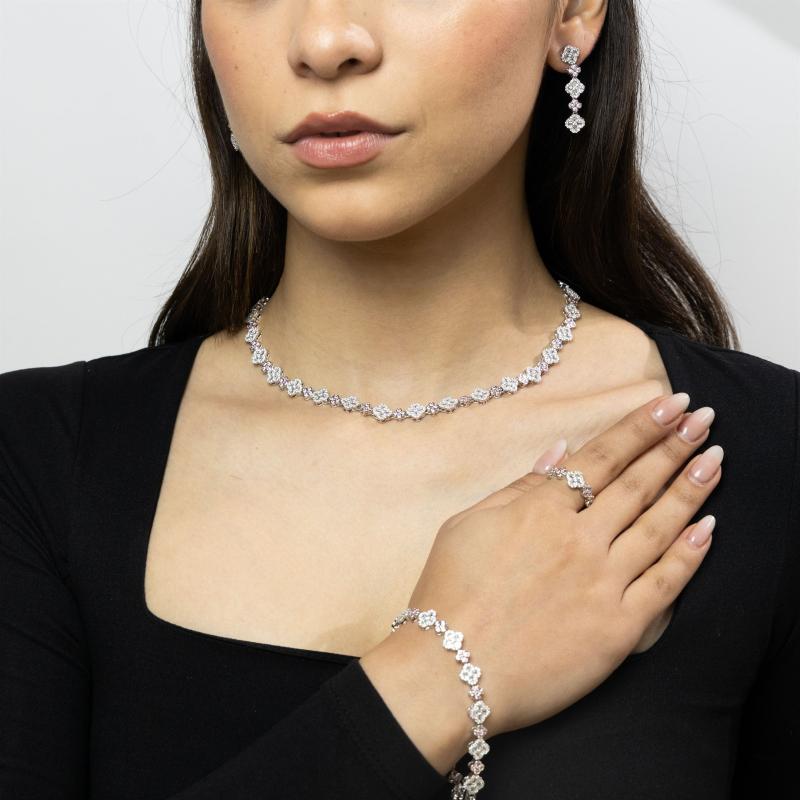 طقم إكسسوارات فضية كامل