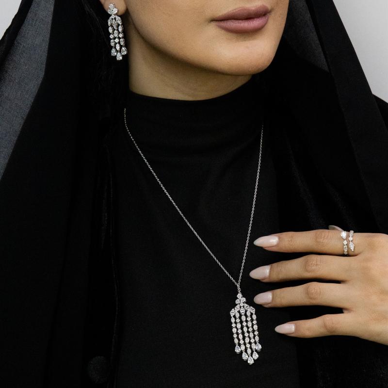 طقم إكسسوارات فضية كامل