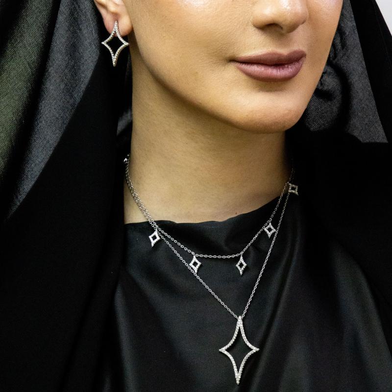 طقم إكسسوارات فضية كامل