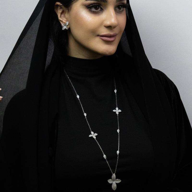 طقم إكسسوارات فضية كامل