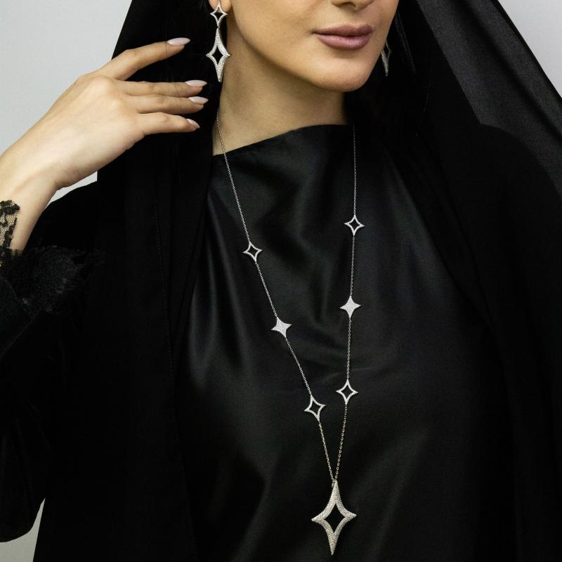 طقم إكسسوارات فضية كامل