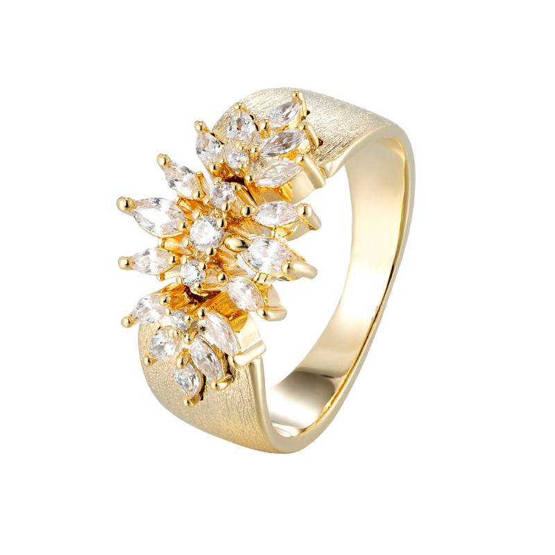 خاتم فضي بتجمع أحجار ماركيز ودائرية