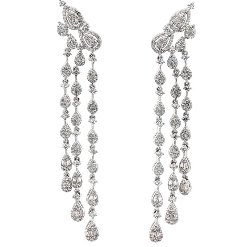 أقراط طويلة بتصميم شاندلير بقطرات دمعة مع دبابيس متناوبة متدلية