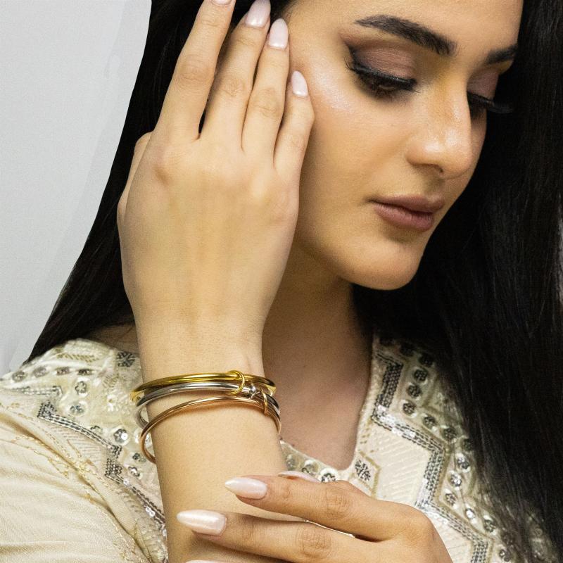 سوار سميك بتصميم ثلاثي منحني قابل للتكديس