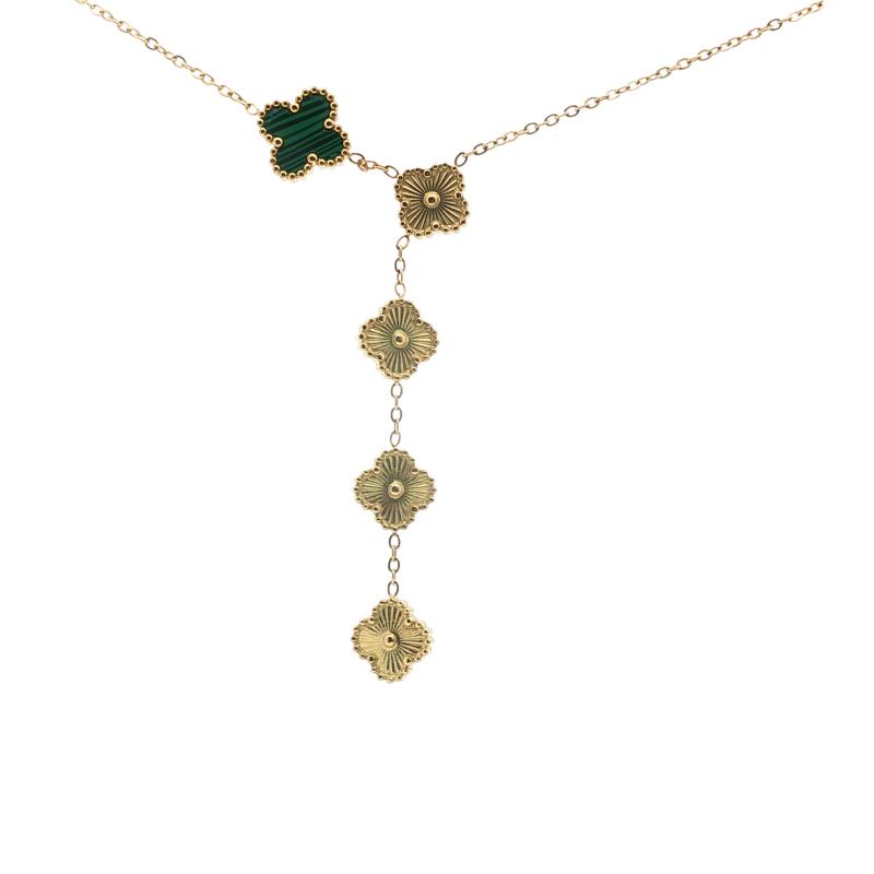 قلادة أزهار متساقطة