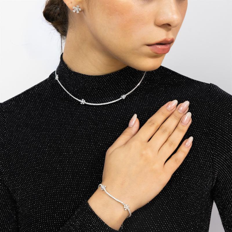 طقم فضة أصلية - ألماس مقطّع مع زهور ملوّنة أنيقة