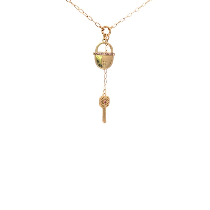 قلادة قفل ومفتاح مع مسامير وردية صغيرة