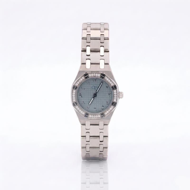 ساعة باريس بوتيك ميني ثمانية الأضلاع مرصعة بالأحجار (أرقام عربية)