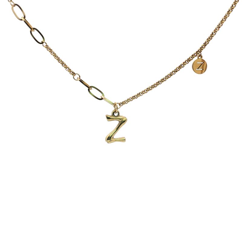 قلادة حرف إنجليزي من الخيزران