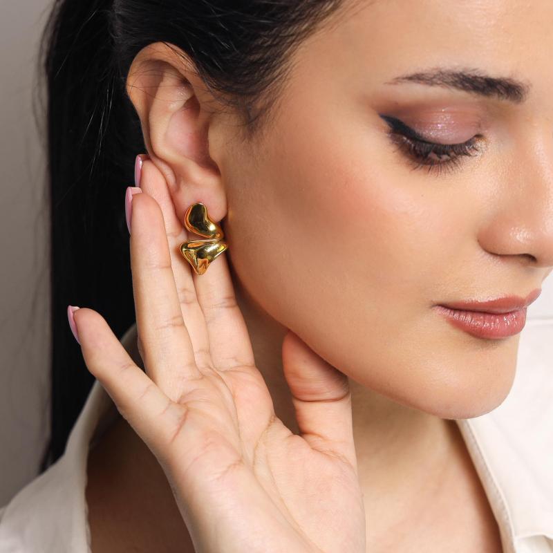 أقراط حرف C غير منتظم سميك